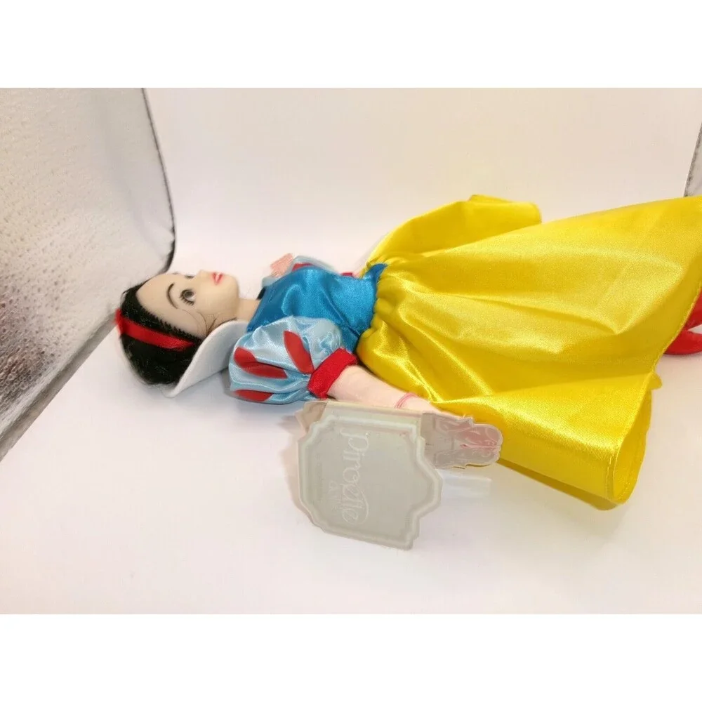 Vintage Applause Piroette Snow White Doll 1980's Vinyl Head Cloth Body 13 in
